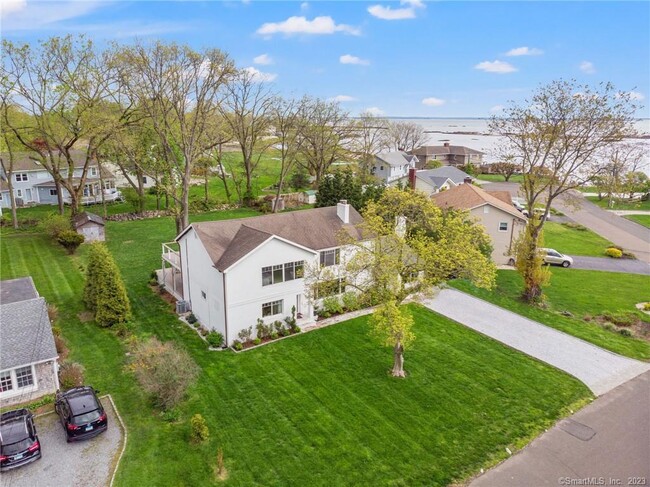 Photo - 80 Soundview Dr Casa