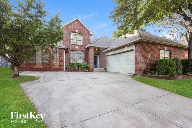 Photo - 13 Berkshire Dr