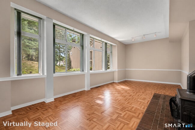 Photo - 10 Partridge Ct Unit 10