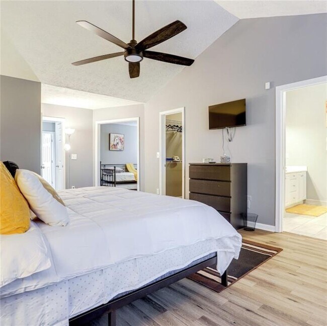 Photo - 1080 Rafington Dr