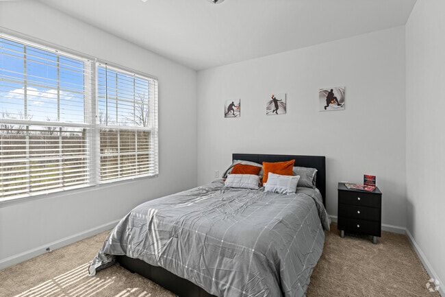 BR, 2BA - 1076SF Bedroom - Spring Mills Gardens