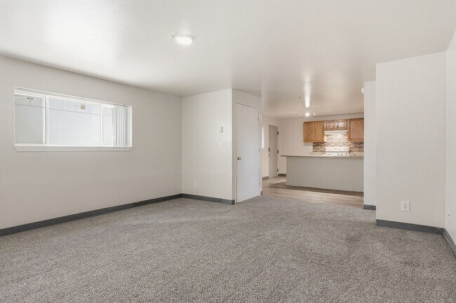 Living Area - Buffalo Run