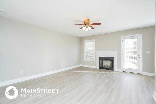 Photo - 1020 Brookview Ct