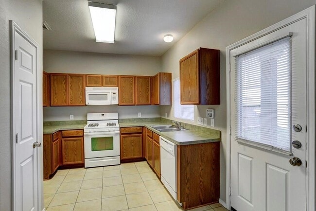 Photo - 23830 Single Oak St