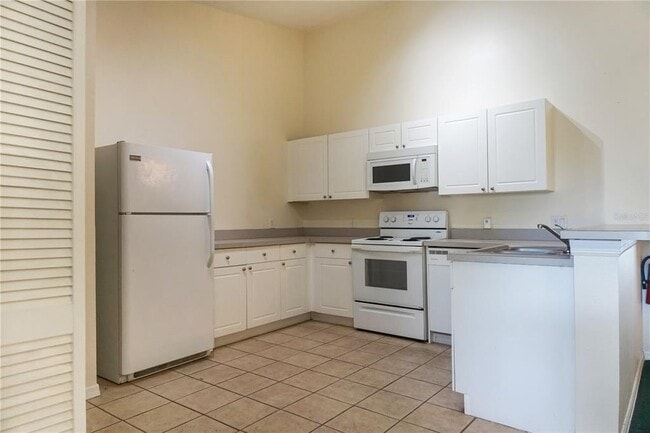 Photo - 8838 Grand Palms Cir Unit B