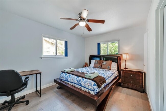 Photo - 8001 Briarwood Ln