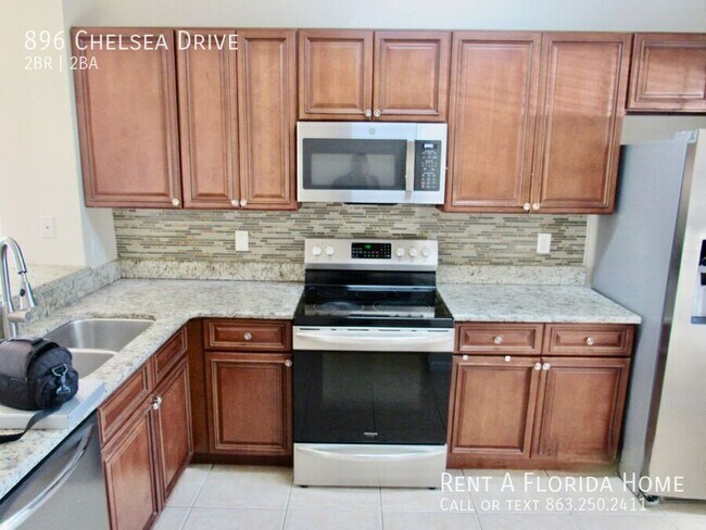 Photo - 896 Chelsea Dr