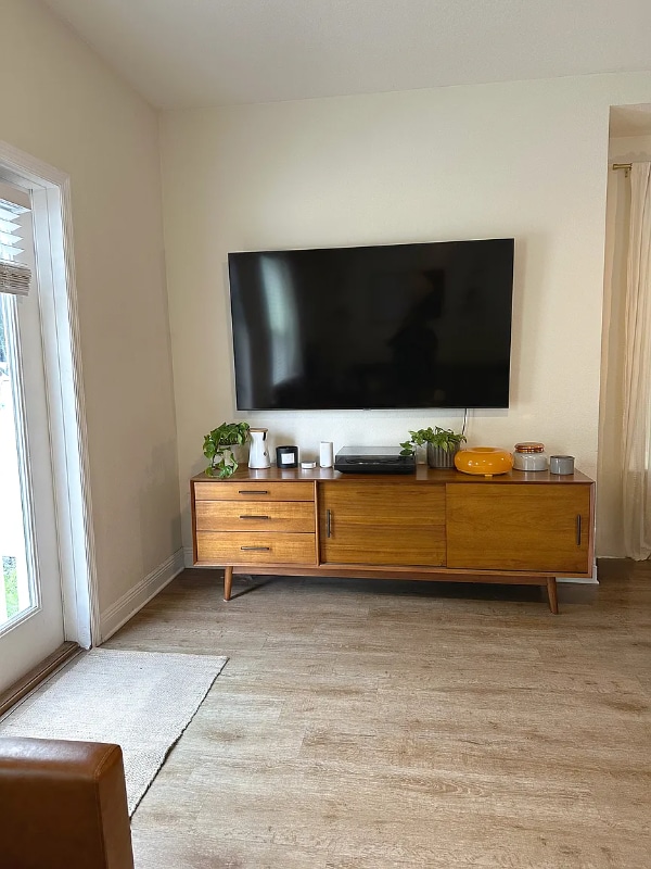 Photo - 1736 W Walnut St