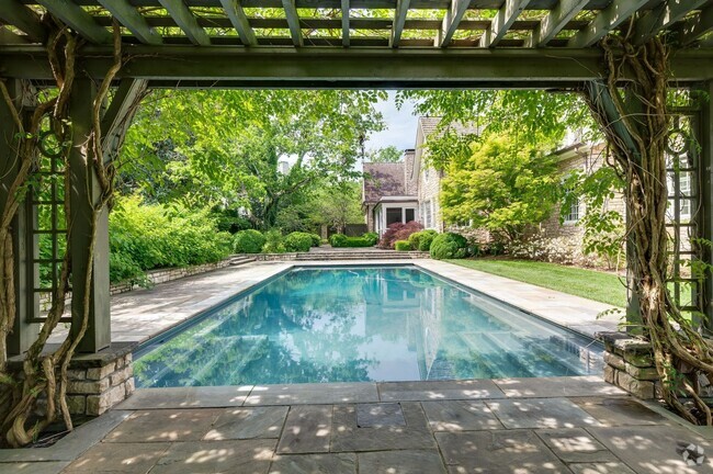 Building Photo - A timeless Cape Cod-style estate! Rental