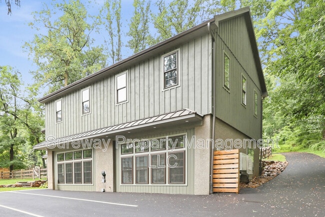 Photo - 5567 Pennell Rd Unidad 2nd Floor