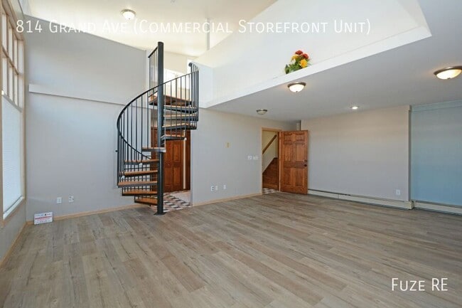 Photo - 814 Grand Ave