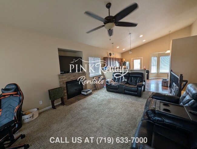 Photo - 8377 Freestar Way