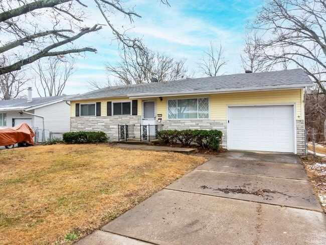 Photo - Charming 3 Bed 1 Bath Home