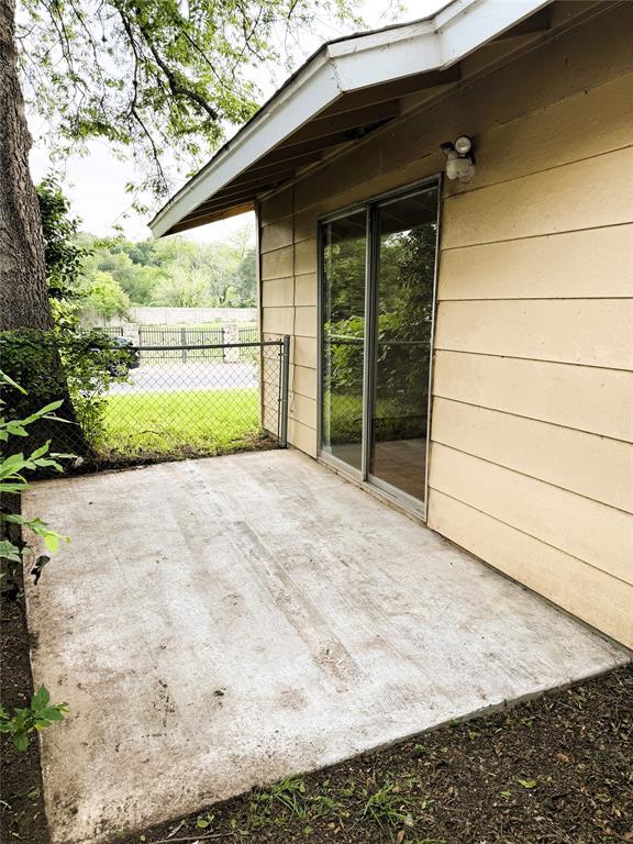 Photo - 4714 Creek Bend Dr