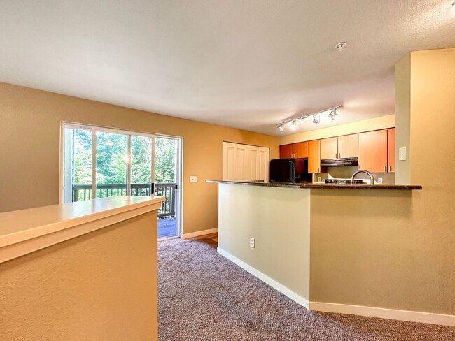 Photo - 1Bd/1Ba Kenmore Condo Unit E201