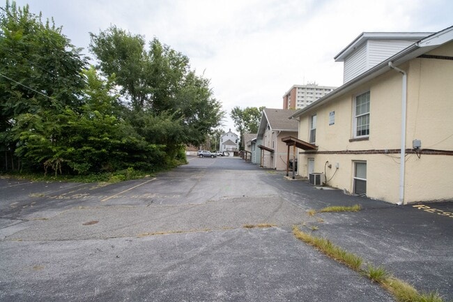 Photo - 1105 Hamilton Way Unidad B