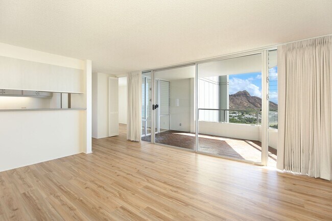 Photo - Diamond Head Vista...Breathtaking views, high floor, A/C, open lanai Unit 3505
