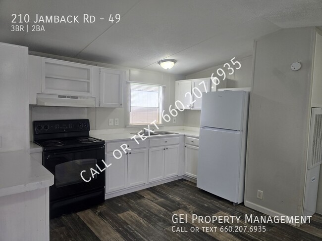 Photo - 210 Jamback Rd