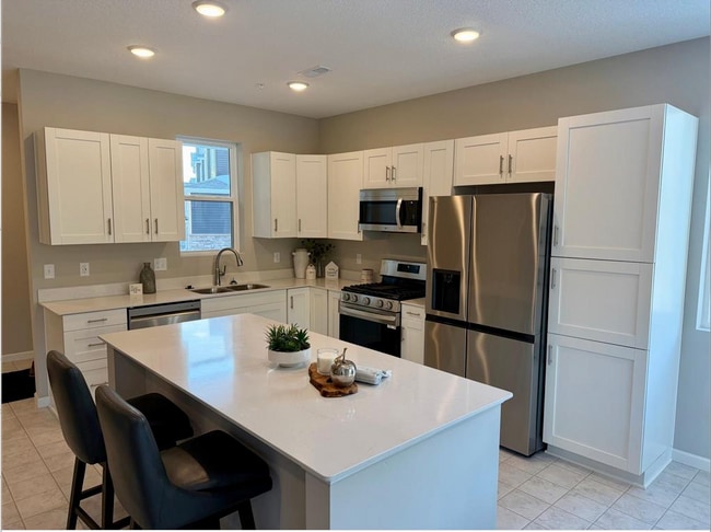 Photo - 14870 Willemite Way NW