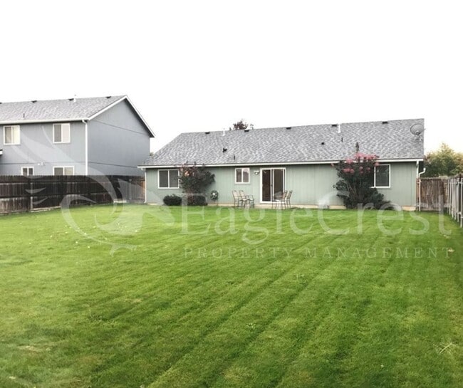 Photo - Three Bedroom, Two Bathroom House Located Near WWCC