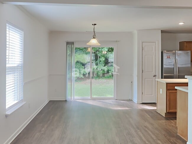 Photo - 3709 Pinkham Way