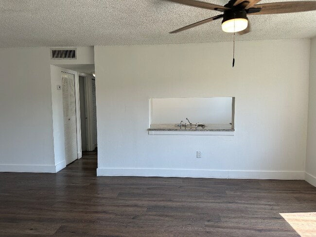 Photo - 7901 Johnson St Apartamento Unidad 2