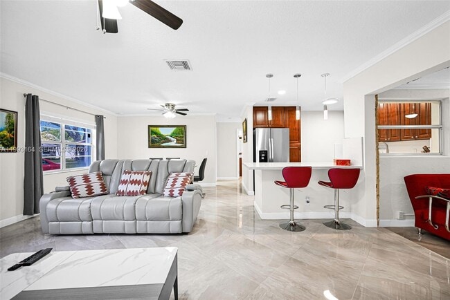 Building Photo - 2528 SW Natura Blvd