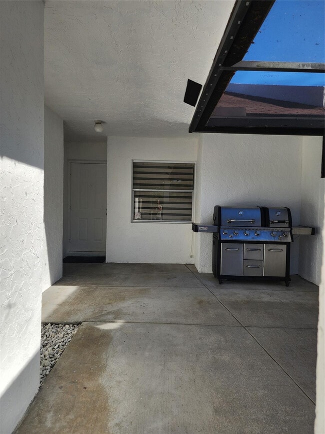Photo - 9020 NW 60th St