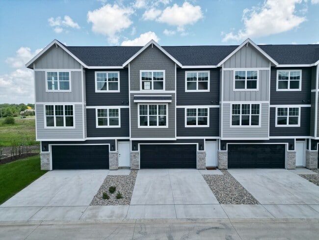 Walnut Crest Townhomes