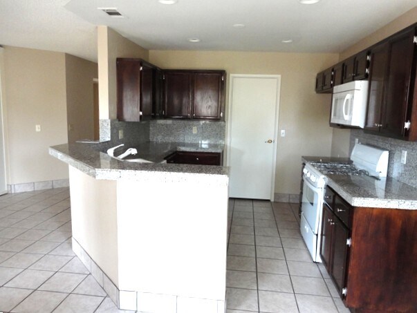 Photo - 2808 Deep Water Cir