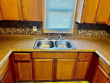 Photo - 2621 Davison Rd