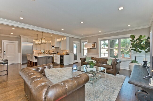 Photo - 4752 N Hamilton Ave