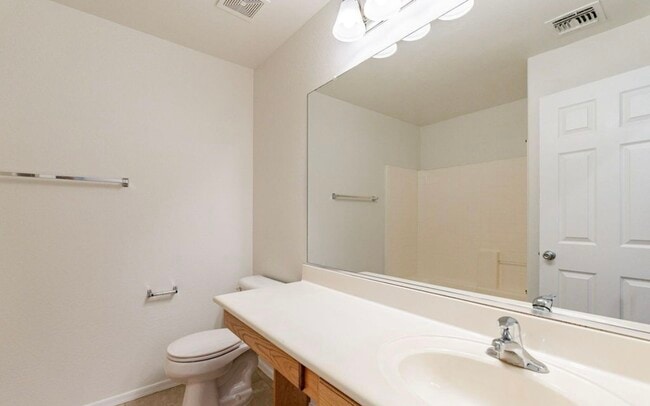 Photo - 25524 W Williams St