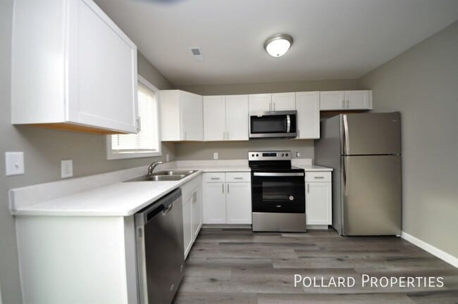 Photo - 1060 Arlington Way