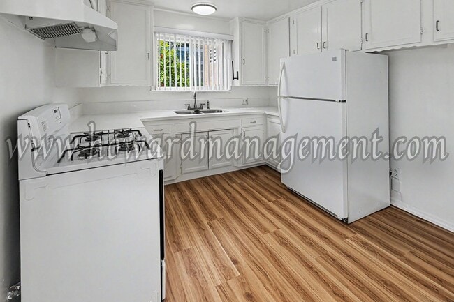 Photo - 5551 Kinston Ave Unit 5551