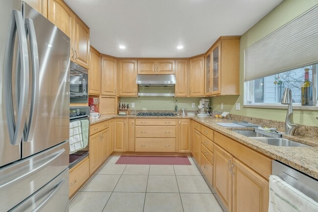 Photo - 10240 Potomac St