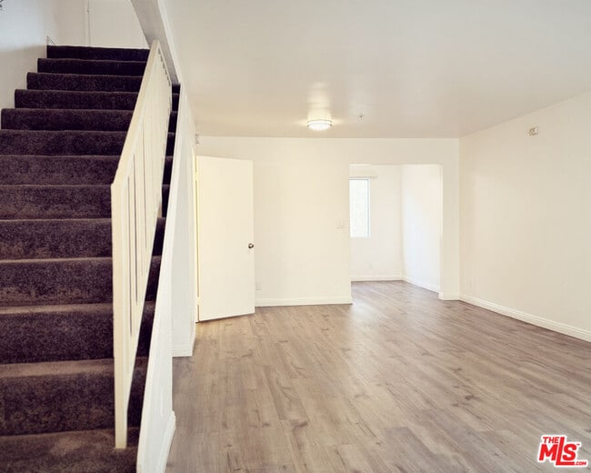 Photo - 16037 Vanowen St Unit 103