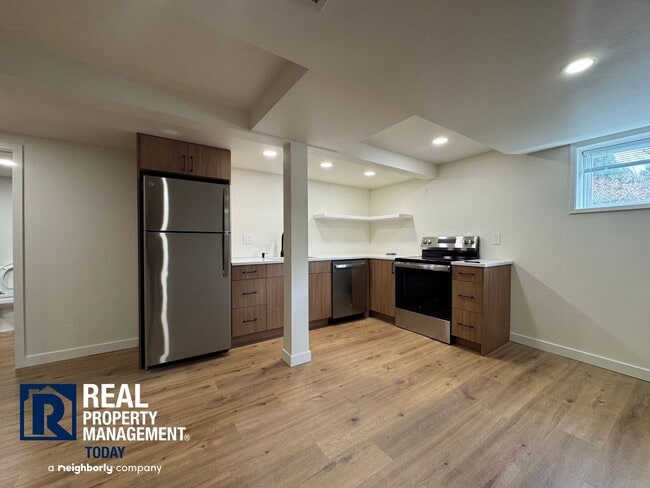 Photo - 910 N Union Ave