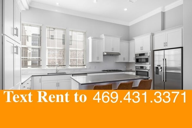 Text Rent to 469.431.3371 - to inquire abo... - Text Rent to 469.431.3371 - to inquire abo... Casa Adosada