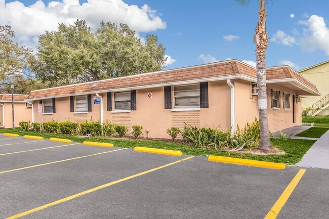 Photo - Uptown Villas 68