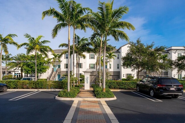 Photo - 320 Franklin Club Dr Unit Lantana