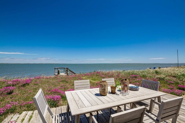 Photo - 89 Gerard Dr