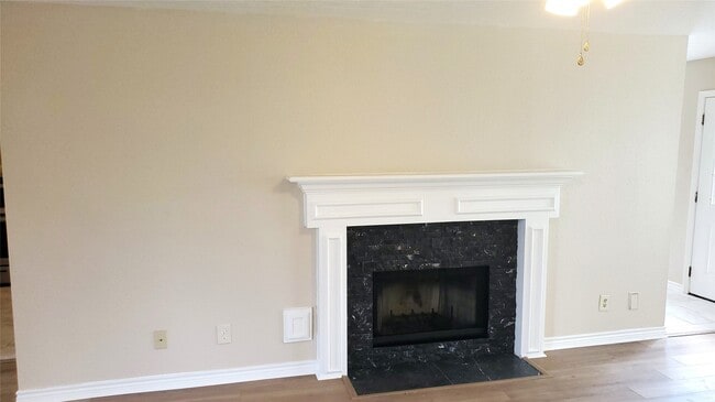 Photo - 2005 Seneca Ct