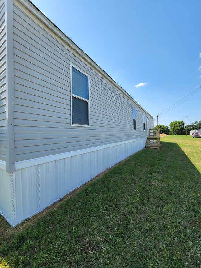Photo - Bullard Mobile Home Park