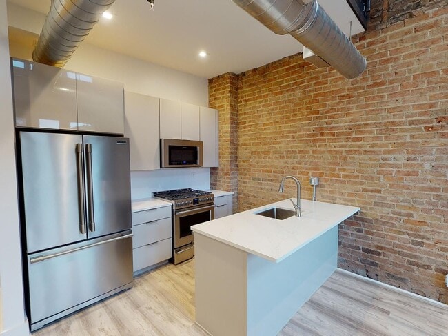 Photo - 1710 Elm St
