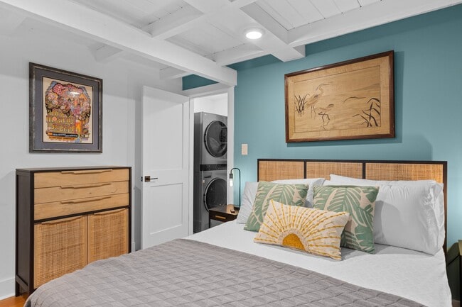 Photo - 107 Hawthorne Dr