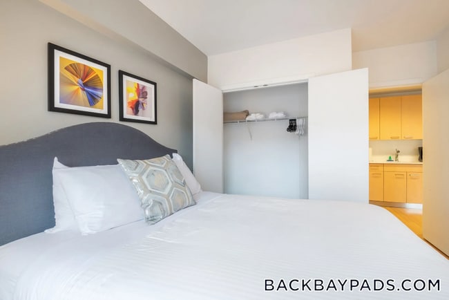 Photo - 1085 Boylston St Unit PH04