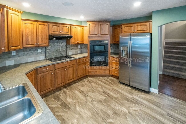 Photo - 6415 S Woodland Ct