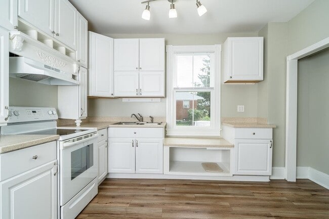 Photo - 632 E Market St