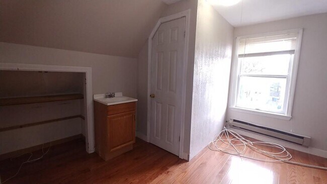 Photo - 41 Trull St Unit 2